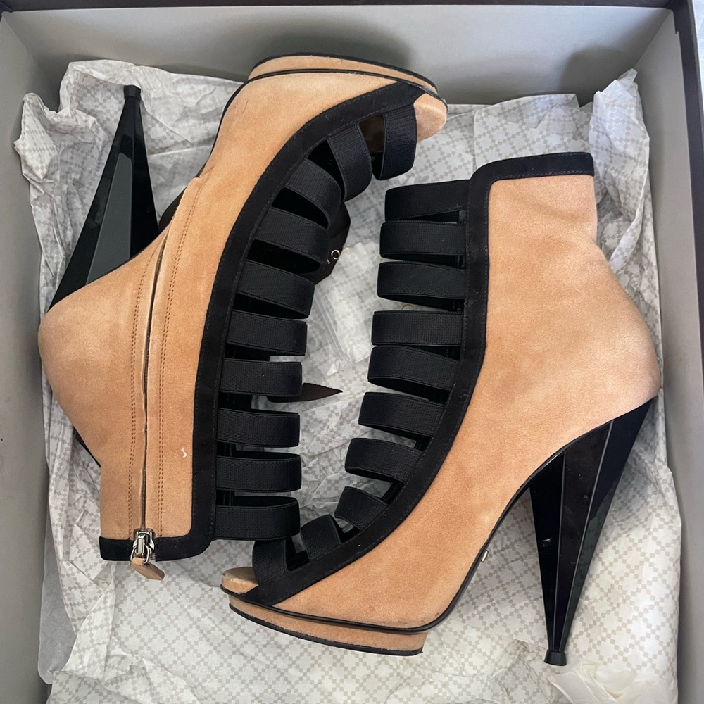 Gucci heels